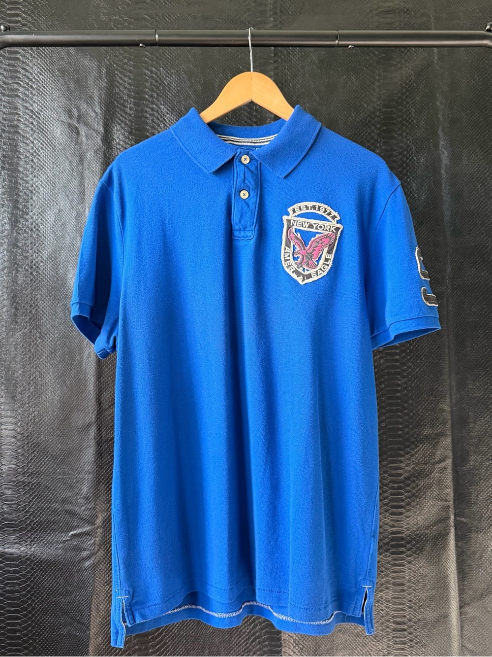 American Eagle Outfitters Blue Polo Shirt Men’s XL New York Eagle Patch 9 Patch